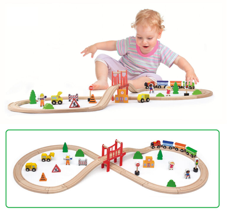Wooden Train Set 39pc RGS Group